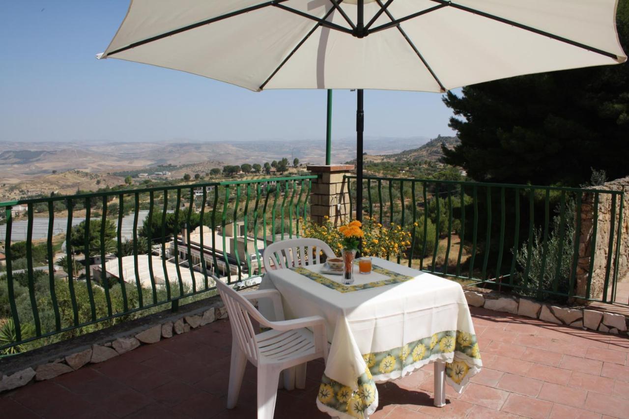 B&B Borgo Pileri Mazzarino Exterior foto