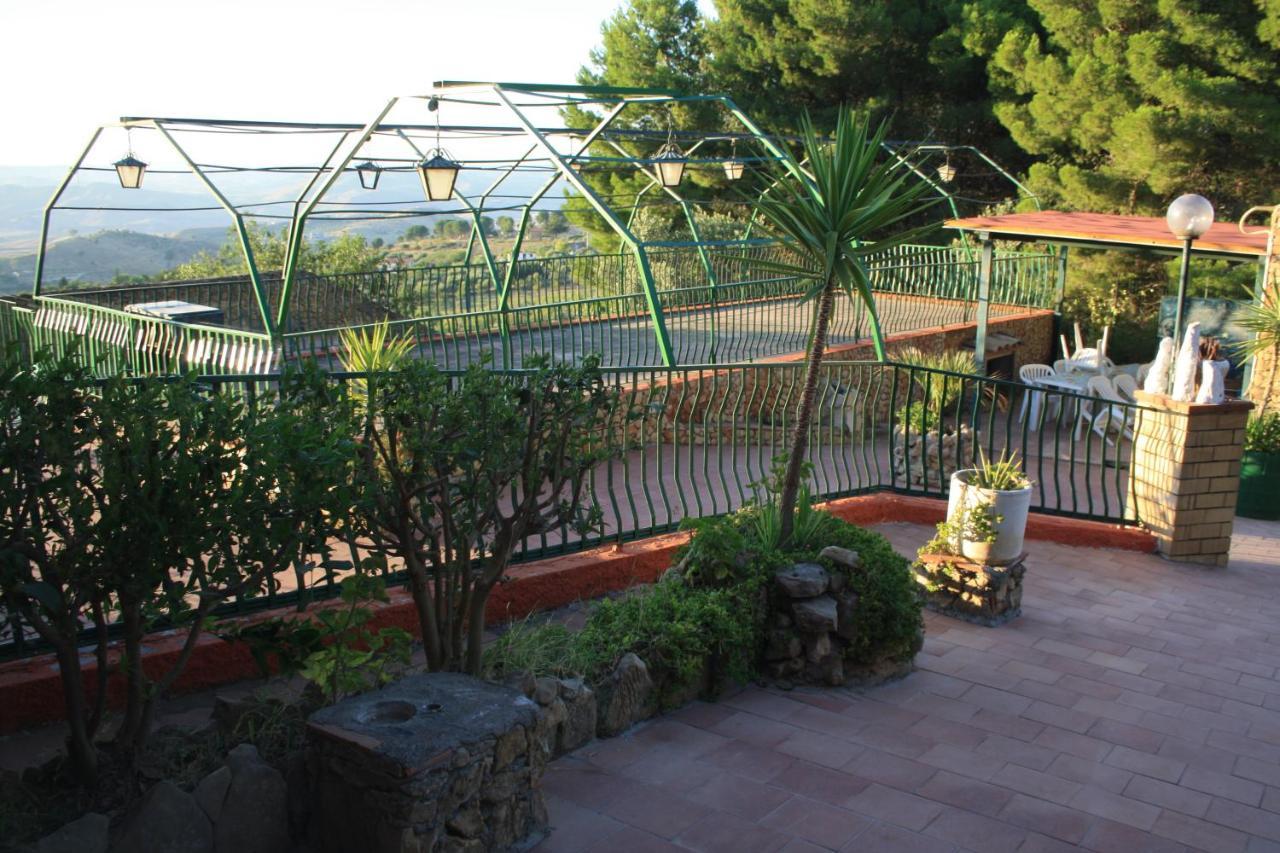 B&B Borgo Pileri Mazzarino Exterior foto