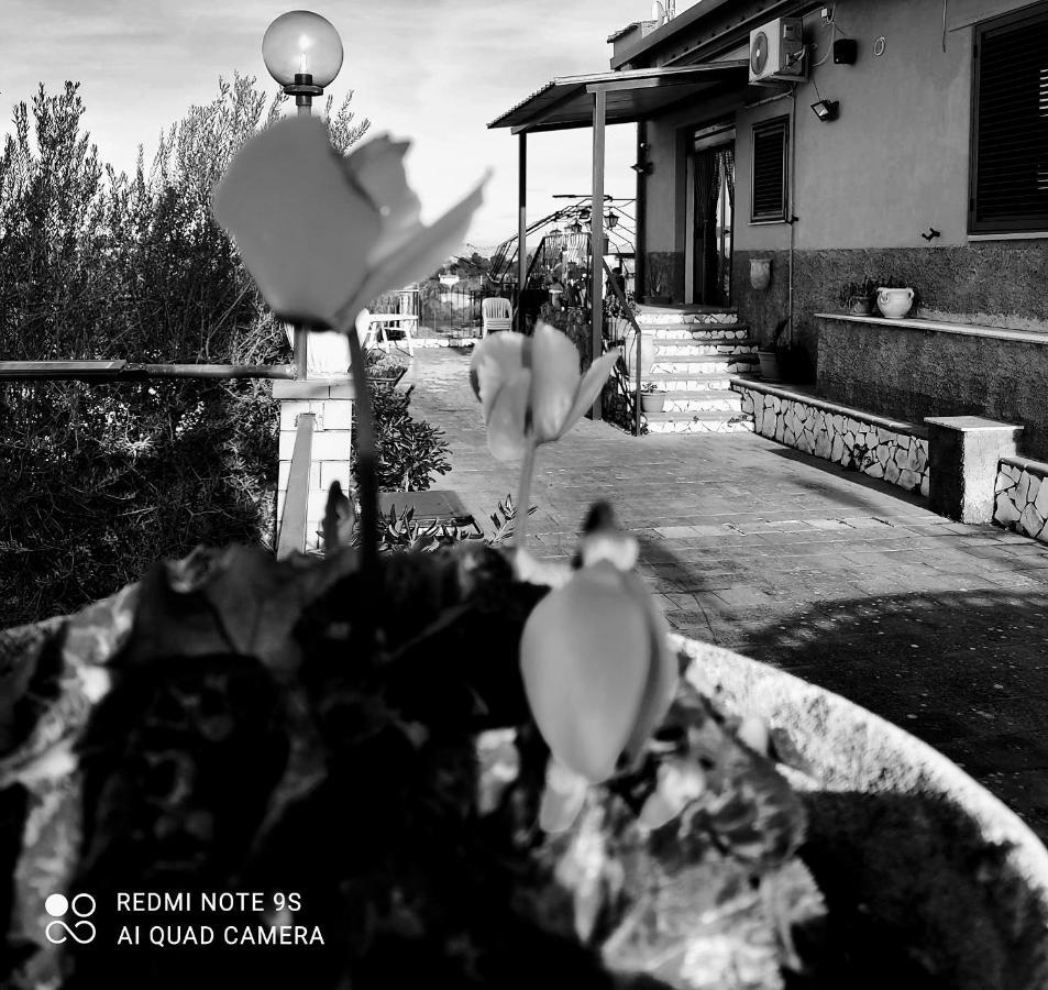 B&B Borgo Pileri Mazzarino Exterior foto